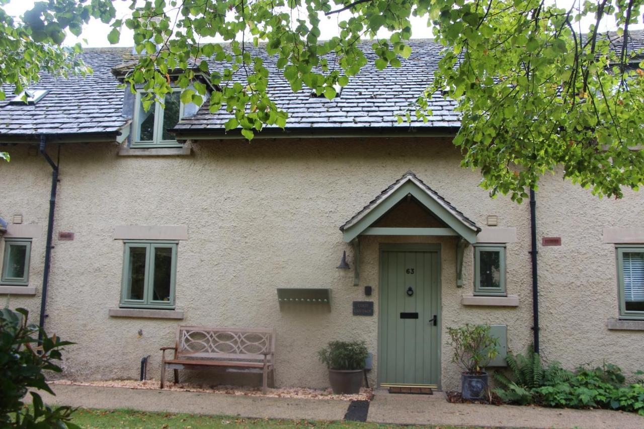 Coot Cottage - Holiday House With Fantastic Lake Views Somerford Keynes Εξωτερικό φωτογραφία